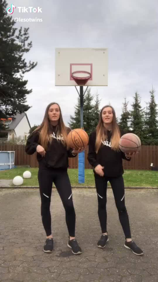 ??? #twins #basketball #foryou #fürdich #deutschland #trend #dance #sports #sport