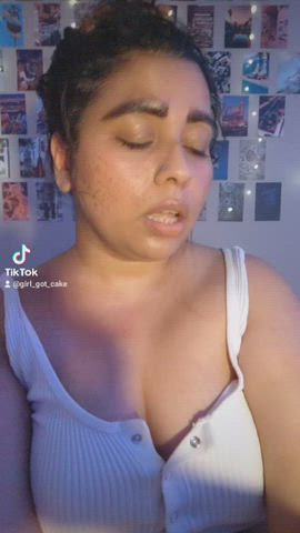 Big Tits Chubby MILF TikTok clip