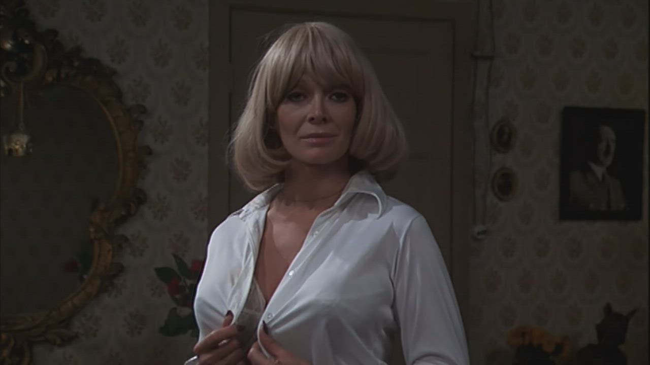 Dyanne Thorne - Ilsa, She Wolf of the SS (1975)