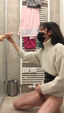 dildo handjob trans woman clip
