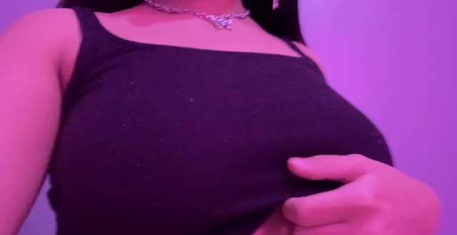 HAPPY TITTY TUESDAY SEND ME AWARDS AND ILL SEND YOU A SHOWER VID OF ME SOAPIN MY