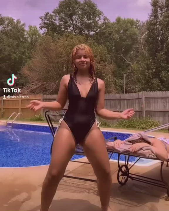 Latina Thick TikTok clip