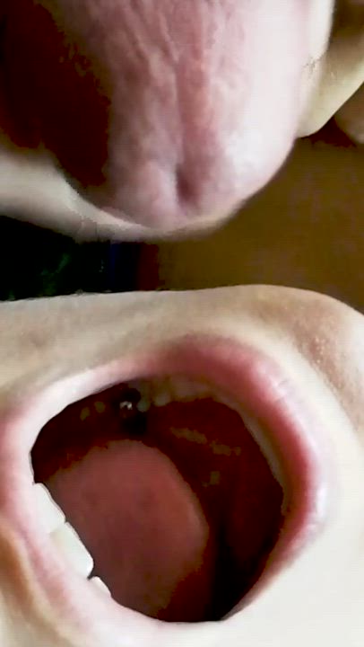 Just enjoy this thick slowmotion cum in mouth shot from us