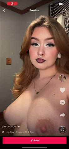 teen tiktok tits clip