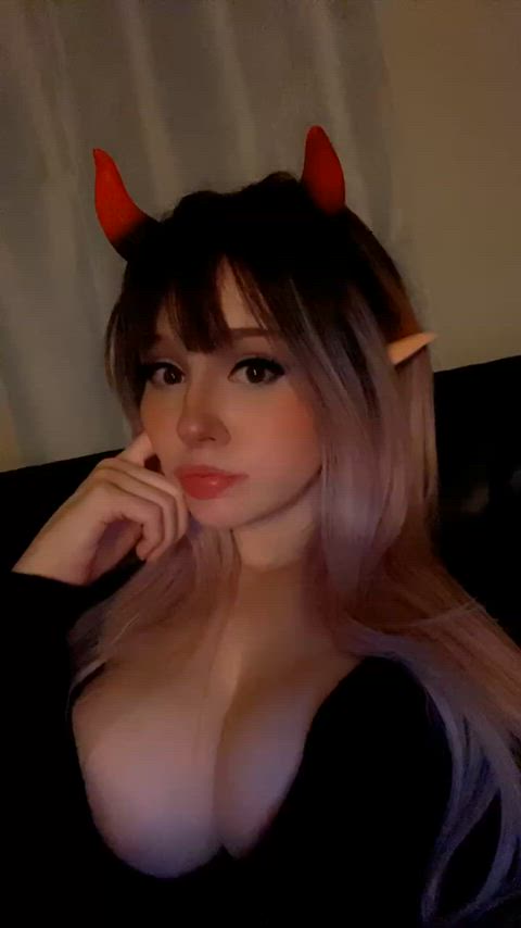 Horny little succubus 