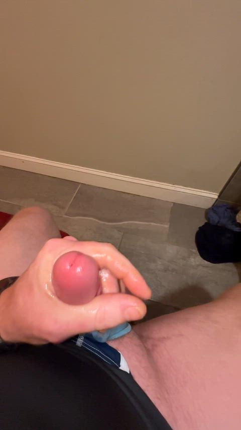 It just keeps cumming and cumming. M30s