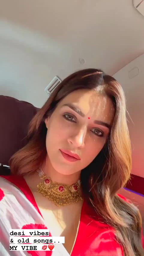 uff Kriti is such a pretty raand. I wanna stuff my cock down her throat and make