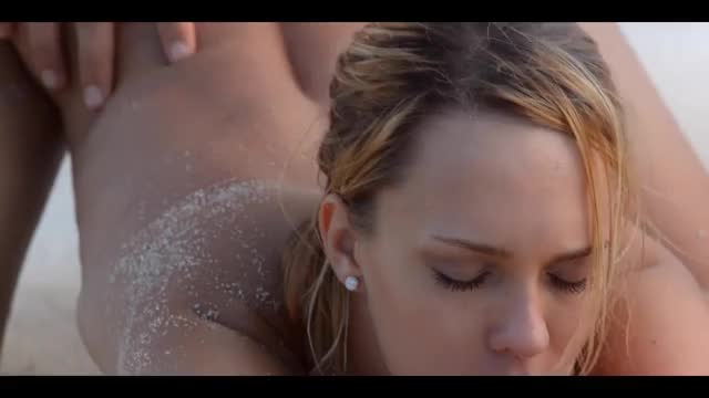 Beach Blonde Hardcore Rough Sex clip