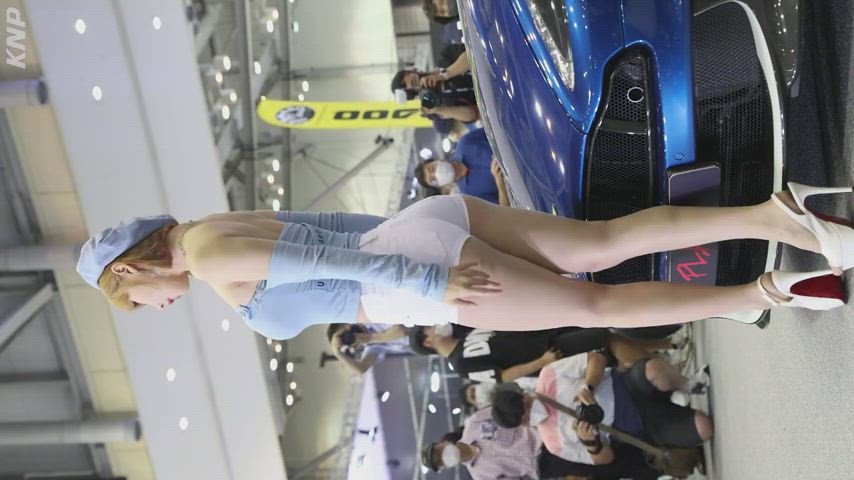 asian ass babe car convention cute korean model clip