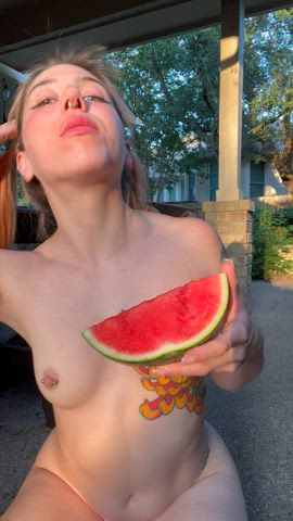 babe outdoor pussy eating tattoo tattooed tits clip