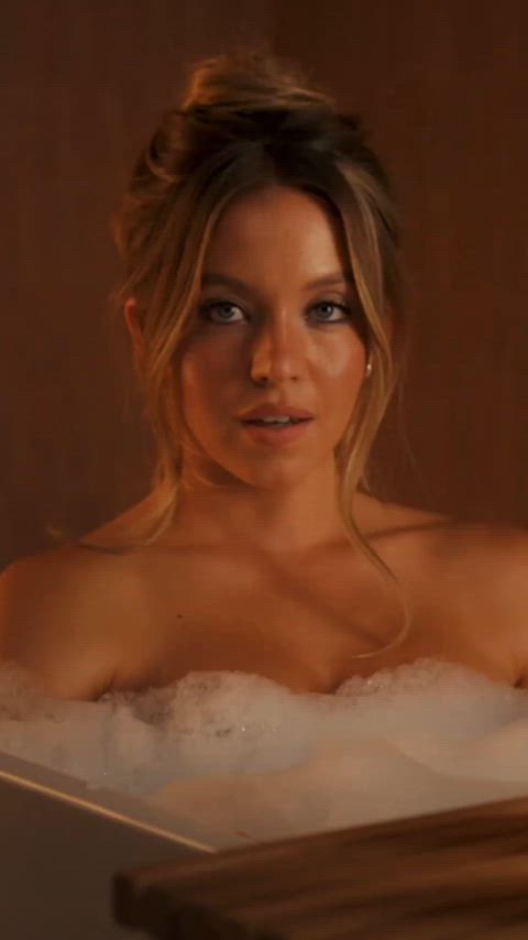 hypno interracial sydney sweeney clip