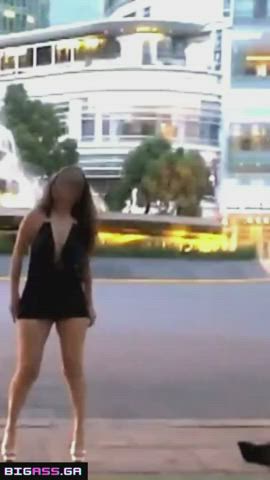 ass big ass exhibitionism exhibitionist public watching clip