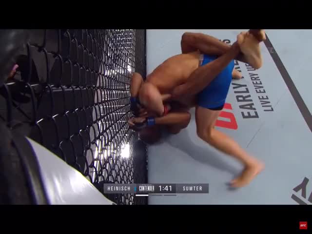 Heinisch KO Elbows