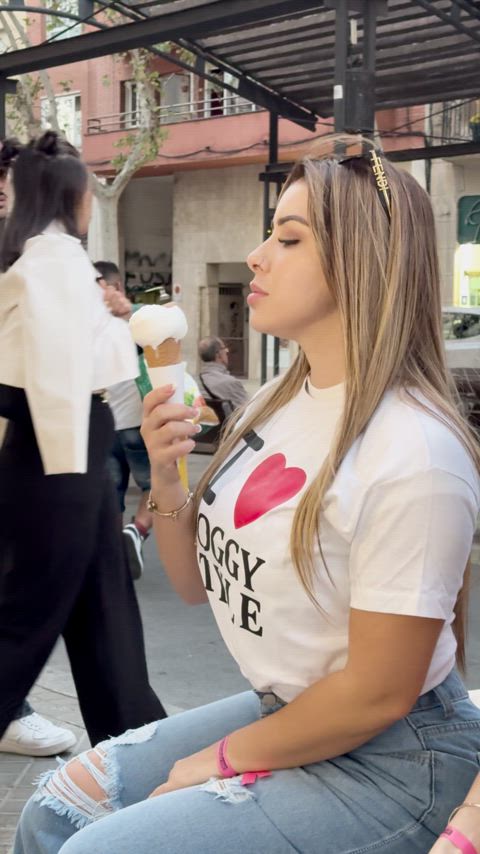 licking that ice cream like its dick