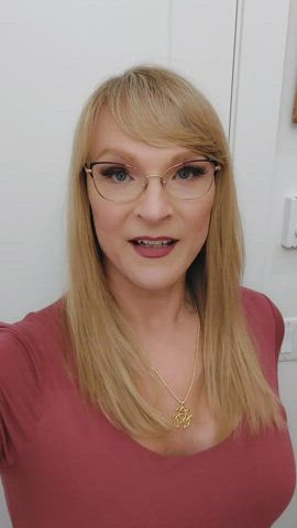 blonde dirty talk glasses milf mature onlyfans talking dirty trans trans woman clip