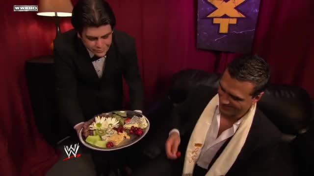 WWE NXT: Alberto Del Rio confronts his NXT Rookie