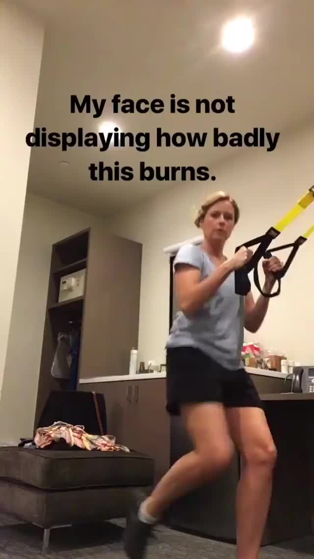 Jenna Fischer 09/13/2018 Instagram workout 04