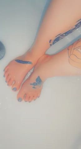 Feet Fetish Wet clip