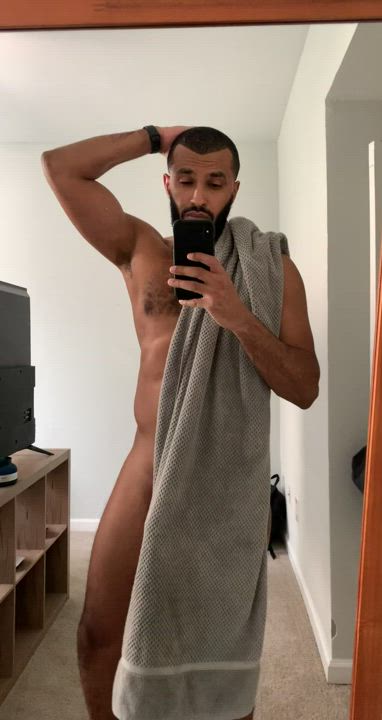 What’s behind the towel?