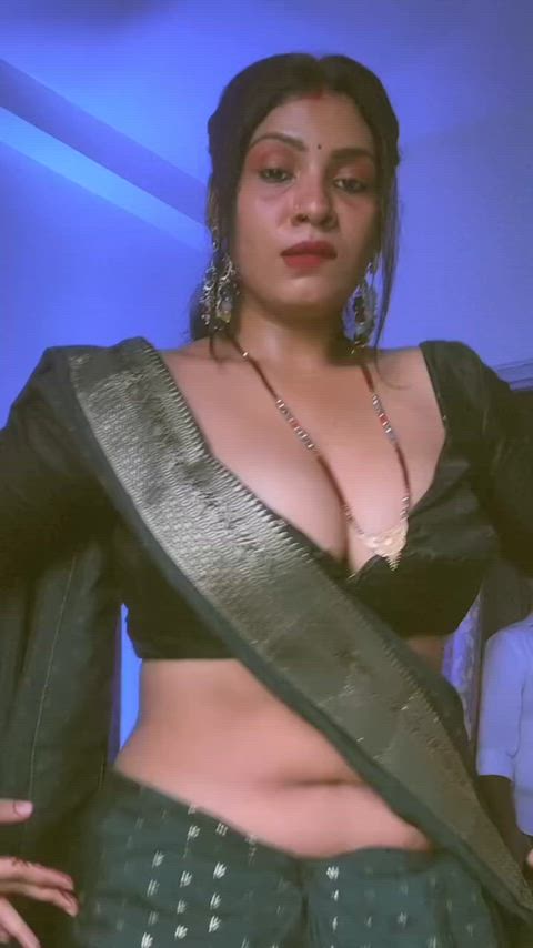 asian bhabi big tits dancing indian milf pov saree tiktok r/tiktits adorable-porn