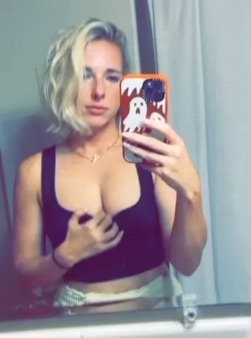 Really just love showing off my tits