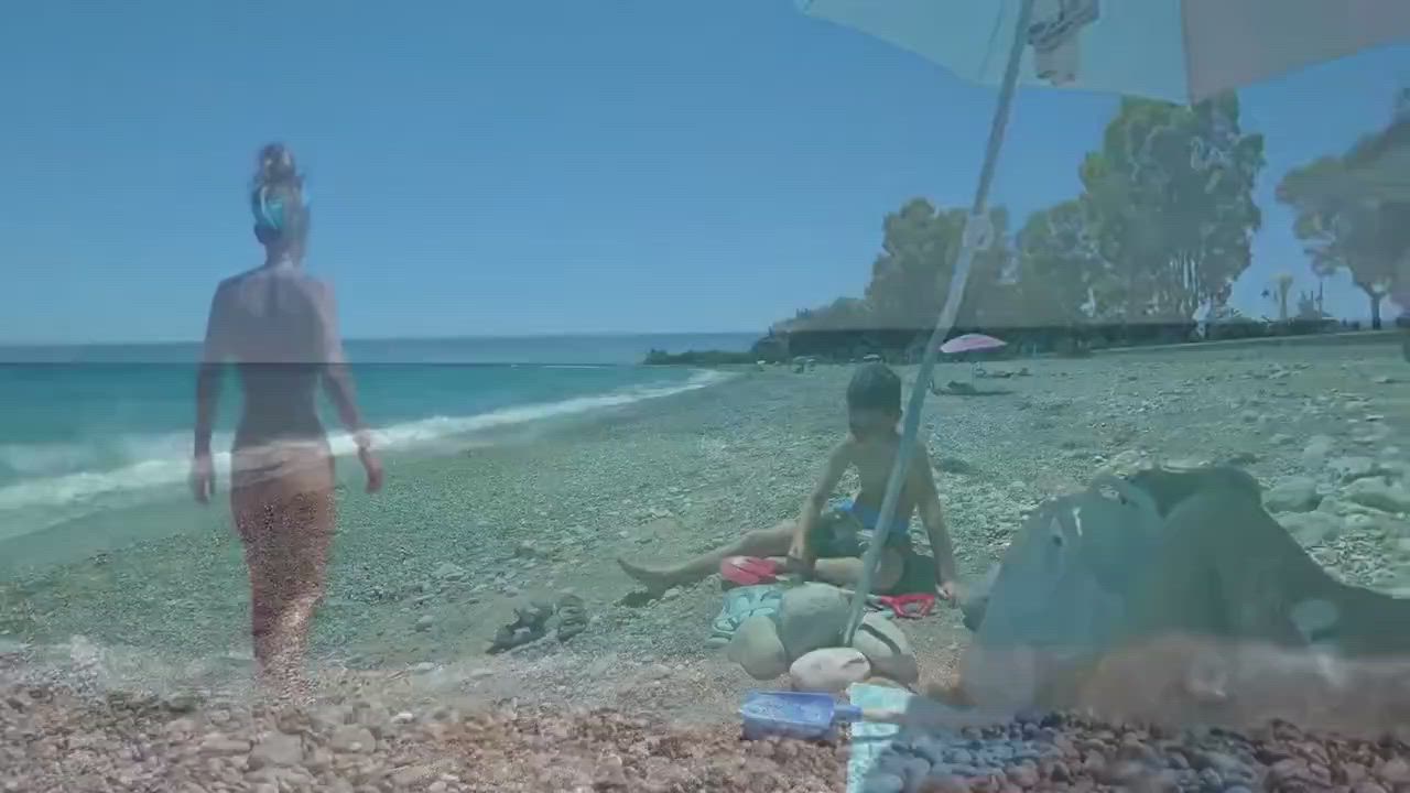 Beach Spanish Topless clip