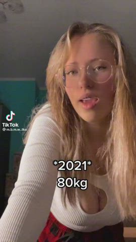 big tits blonde busty cleavage glasses huge tits natural tits skirt thick clip