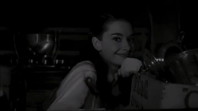 Audrey Hepburn clip