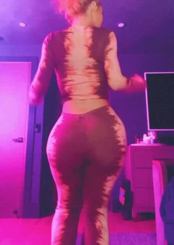 ass blonde booty cute milf pawg thick clip