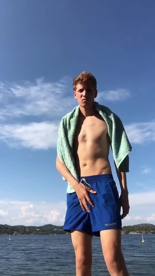 Hot college boy sneaks out to the lake to shoot a load