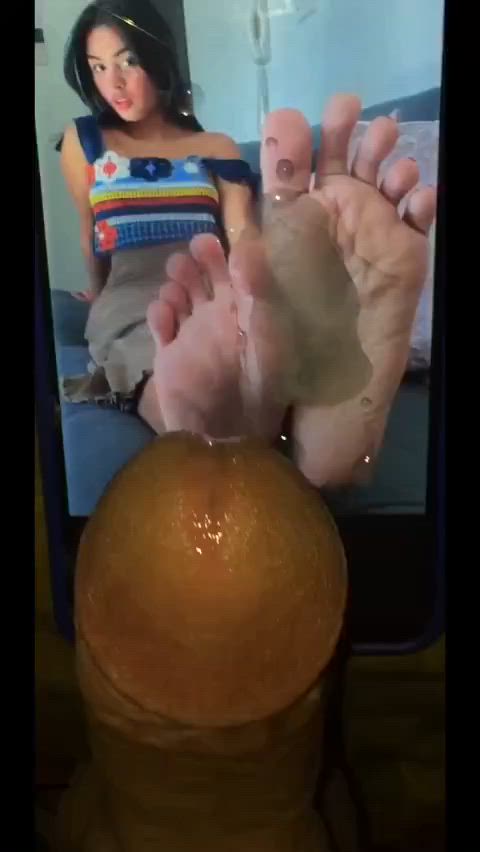 cum cum on feet cumshot fast foot fetish quickie teen clip