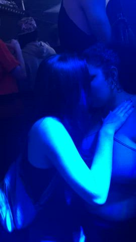 big tits bisexual girl girl kissing lesbian nightclub clip