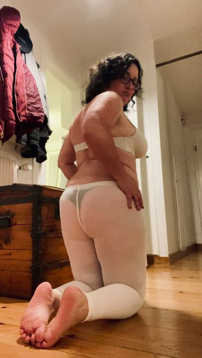 Can I show you my big beautiful ass?