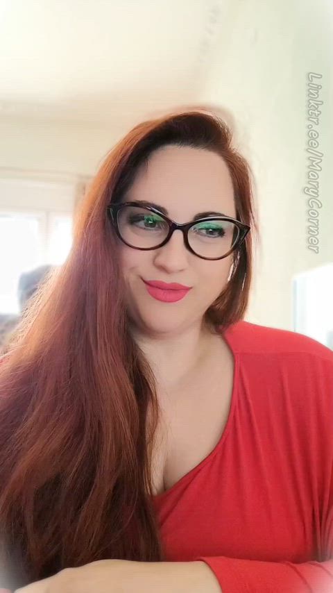 christmas glasses milf mature mom redhead sfw secretary sexy step-mom amateur-girls