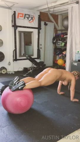 onlyfans pawg workout clip