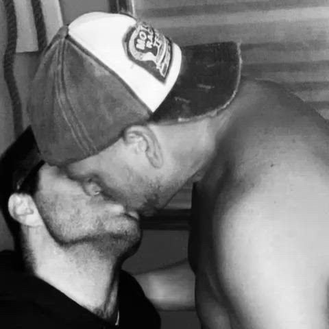 (45) (30) What’s your hottest bro kiss?