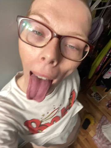 blue eyes glasses tongue tongue fetish girls-with-glasses horny-facial-expressions