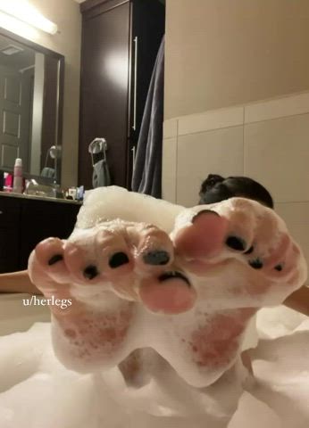 Feet Feet and toes while I take a bath!