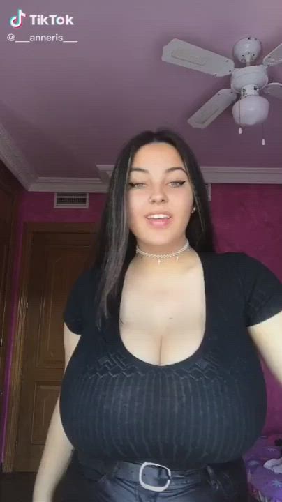 Big Tits Boobs Huge Tits clip