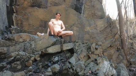 Exhibitionist Outdoor Peeing clip