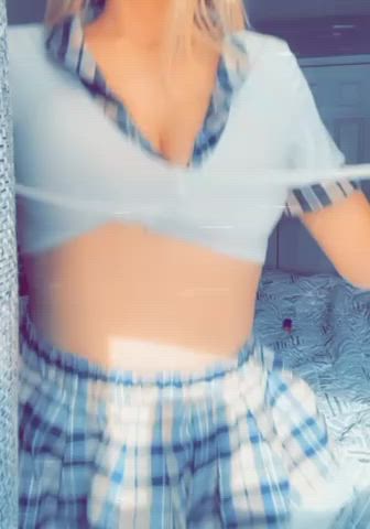 Bouncing Tits Natural Tits Teen Porn GIF by angelicsexqueen777
