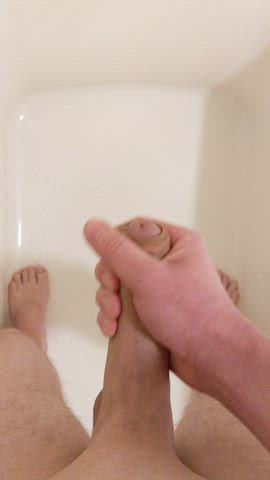 Pissing in the tub