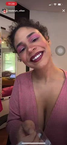 Big Tits Downblouse TikTok clip