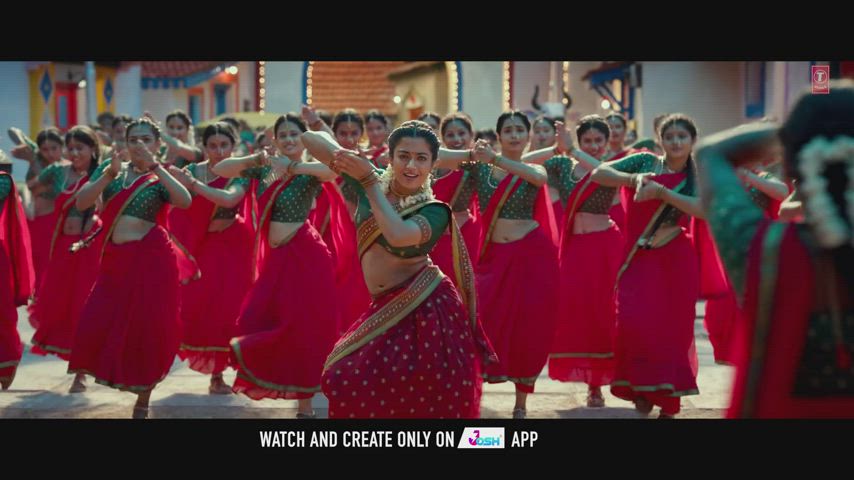 Bollywood Saree Seduction clip