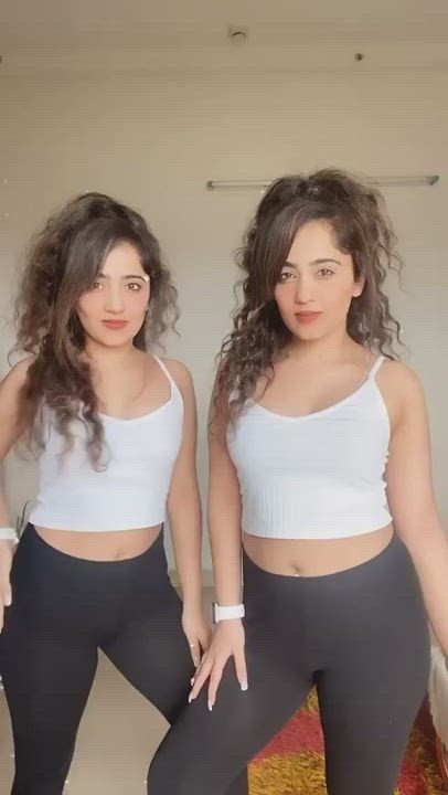 Indian TikTok Twins clip