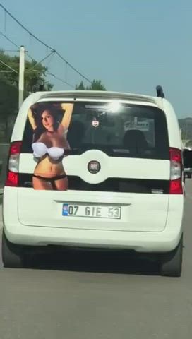 big tits bra brunette car flashing funny porn topless turkish white girl r/caughtpublic