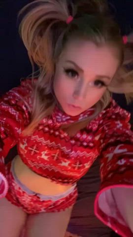 blonde christmas onlyfans step-daughter step-sister tiktok clip