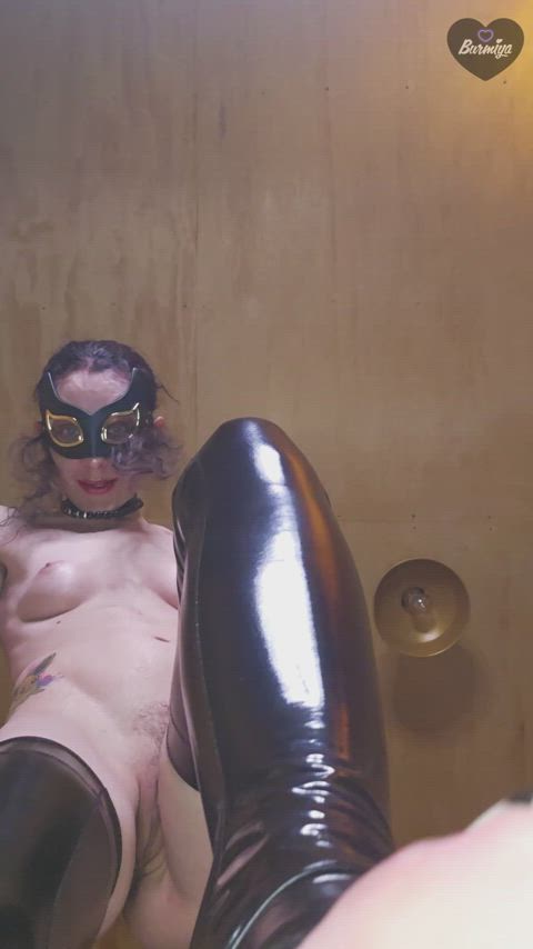 ass dripping face sitting kitty latex pussy tits underboob vibrator wet pussy dildos