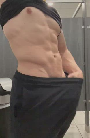 Big Dick Gym Muscles clip