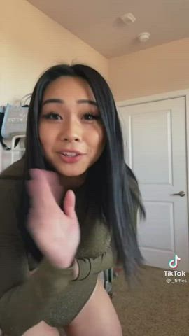 18 Years Old 19 Years Old 20 Years Old 21 Years Old Asian Ass Dress Teen Tits clip